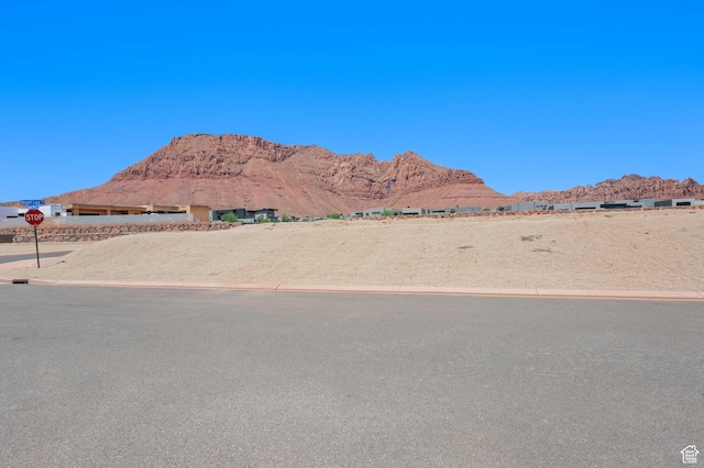 747 Crimson Flare Ln, Ivins, UT 84738