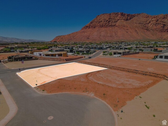 747 Crimson Flare Ln, Ivins, UT 84738
