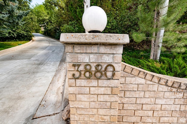 3880 E Thousand Oaks Cir, Salt Lake City, UT 84124 - view of exterior details