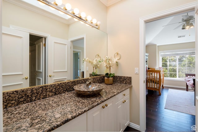 3880 E Thousand Oaks Cir, Salt Lake City, UT 84124 - bathroom featuring visible vents, baseboards, wood finished floors, and ornamental molding