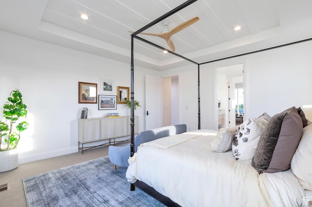165 S Farmhouse Cir, Kaysville, UT 84037 - bedroom featuring recessed lighting, visible vents, baseboards, a tray ceiling, and carpet