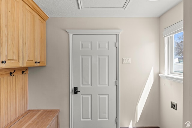 880 E 300 S, Smithfield, UT 84335 - view of mudroom