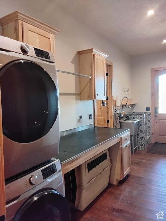 630 W 150 S, Torrey, UT 84775 - clothes washing area featuring stacked washer / dryer, dark wood-style floors, and recessed lighting
