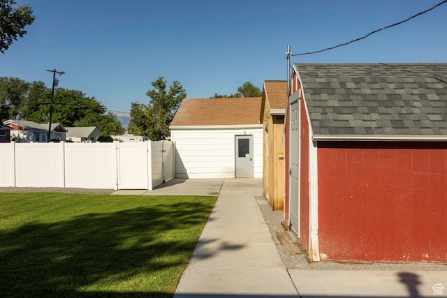 exterior space with a yard
