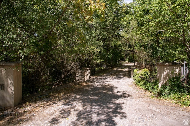 2633 E 6200 S, Holladay, UT 84121 - view of road
