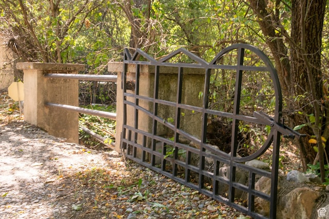 2633 E 6200 S, Holladay, UT 84121 - view of gate