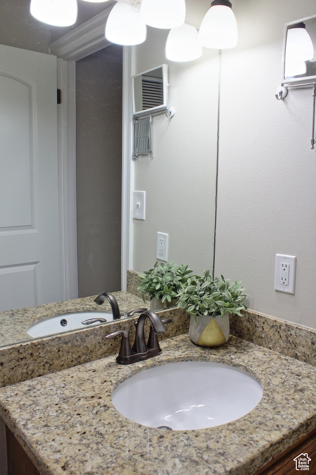 715 W 1600 N, Mapleton, UT 84664 - bathroom with vanity
