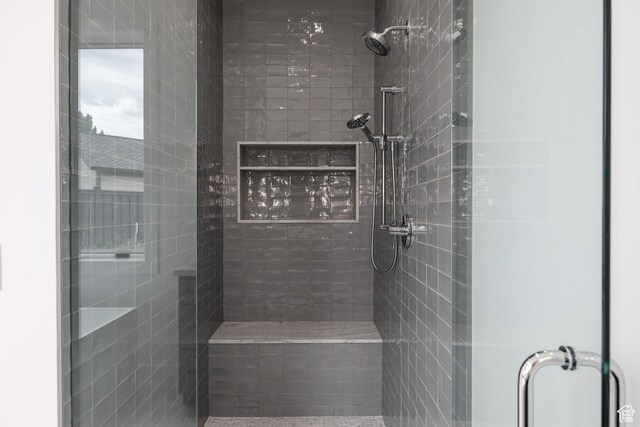 838 N Burro Peak Cir, Heber City, UT 84032 - full bathroom with a stall shower