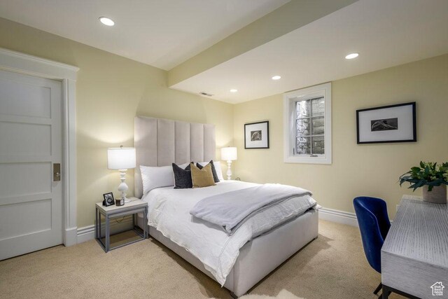 1137 S Douglas St E, Salt Lake City, UT 84105 - bedroom featuring light carpet, baseboards, visible vents, and recessed lighting