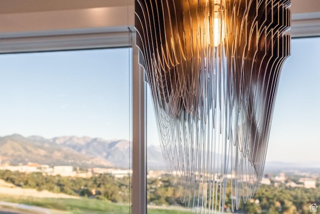 405 N Virginia St, Salt Lake City, UT 84103 - exterior details with a mountain view