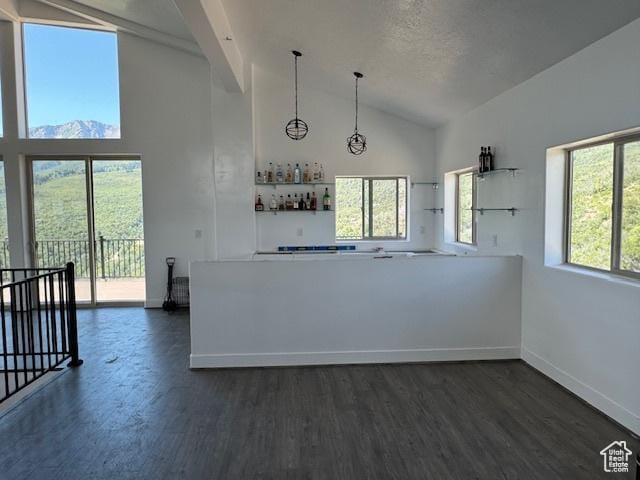 6909 E Spring Mountain Dr E, Springville, UT 84663