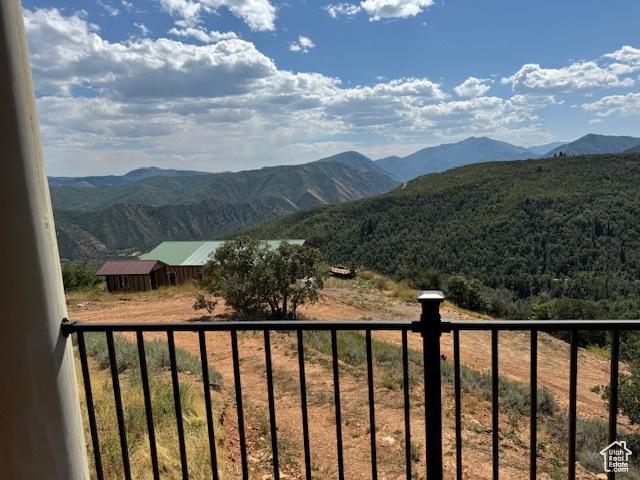 6909 E Spring Mountain Dr E, Springville, UT 84663