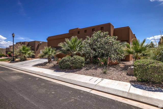 3243 S 4900 W, Hurricane, UT 84737 - pueblo-style house with stucco siding