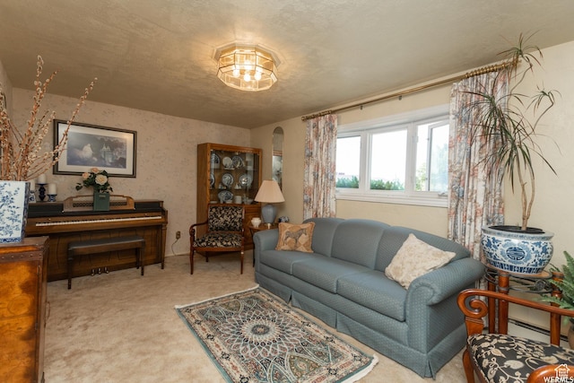 living room with wallpapered walls, carpet, and arched walkways