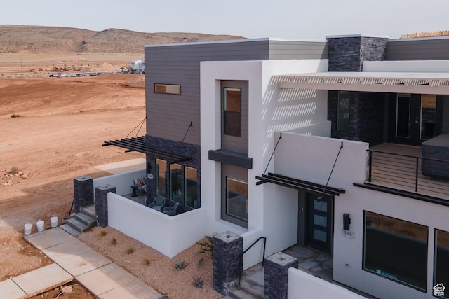 5394 S Aquamarine Ln, St George, UT 84790 - back of house featuring a mountain view