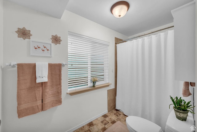 2218 W 2575 N, Cedar City, UT 84721 - full bathroom with curtained shower, toilet, and baseboards