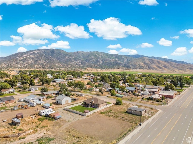 property view of mountains featuring a residential view