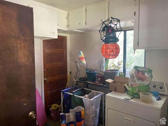215 W 200 S, Duchesne, UT 84021 - washroom featuring washer / clothes dryer