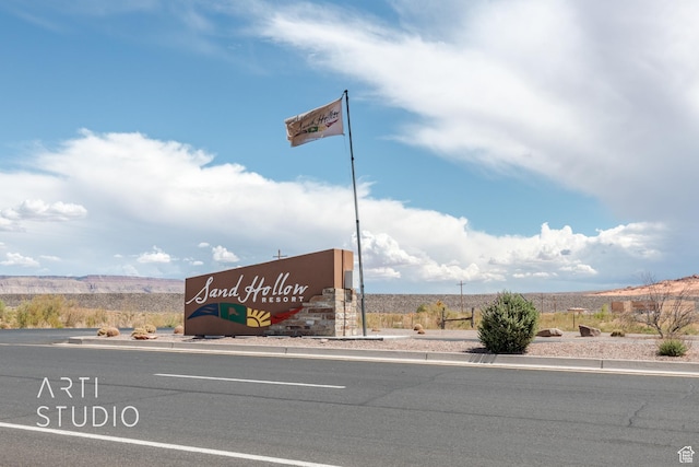 3318 S Red Rock Way, Hurricane, UT 84737 - view of street with a mountain view