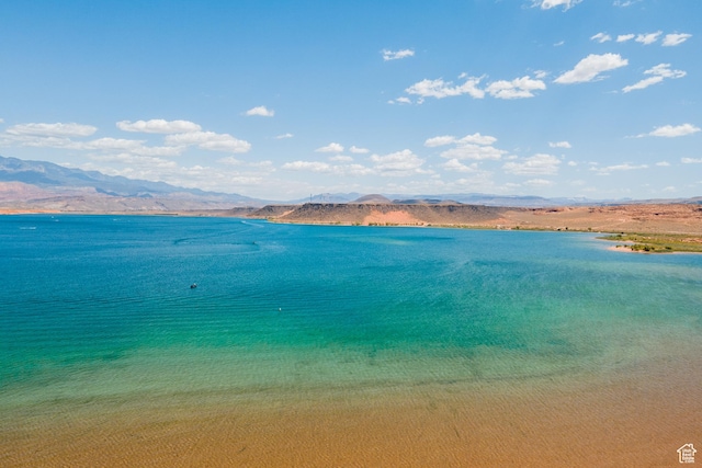 3318 S Red Rock Way, Hurricane, UT 84737 - water view featuring a mountain view