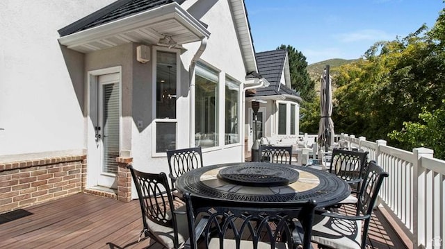 643 W Ridgewood Cir, Farmington, UT 84025 - wooden deck featuring outdoor dining space
