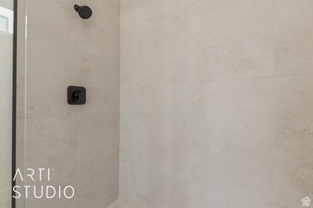 627 S 1800 W, Hurricane, UT 84737 - interior details with a tile shower