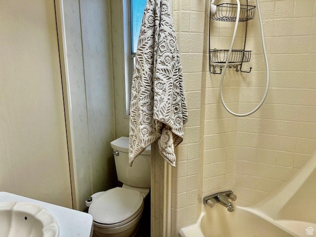 448 E Telegraph # 26, Washington, UT 84780 - full bath with toilet, a sink, and washtub / shower combination