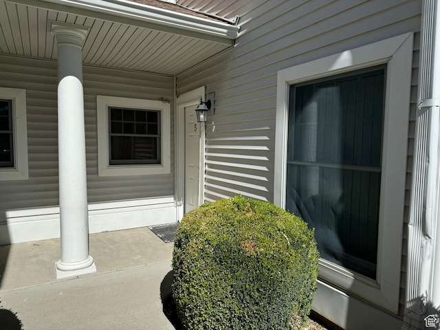 2480 W 450 S Unit 5, Springville, UT 84663 - doorway to property featuring a porch