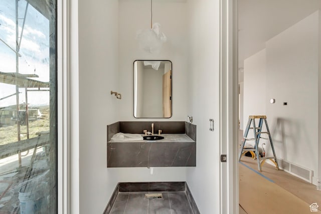 7165 Painted Valley Pass Unit 54, Park City, UT 84098 - bathroom with baseboards and visible vents