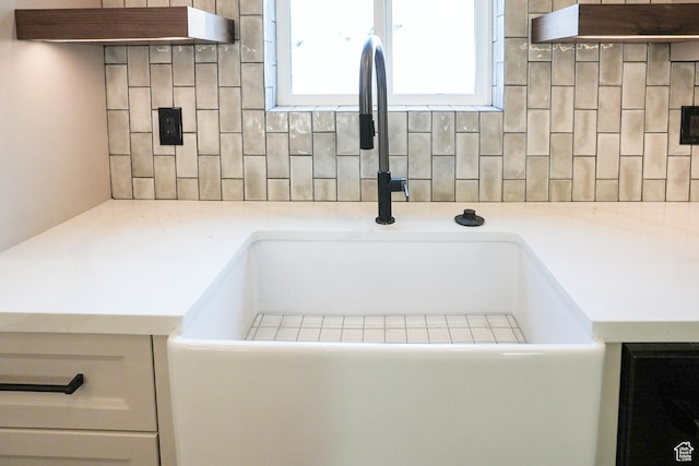 9542 Ridge Pine Rd, Heber City, UT 84032 - room details featuring sink