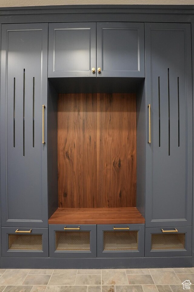 9542 Ridge Pine Rd, Heber City, UT 84032 - view of mudroom