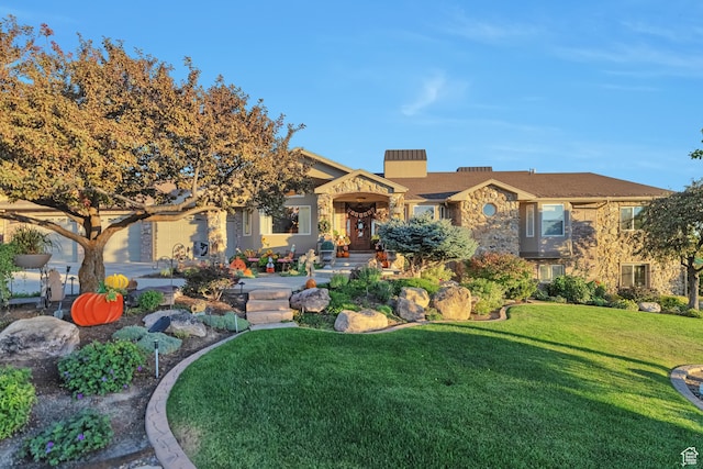 view of front of home with a front yard