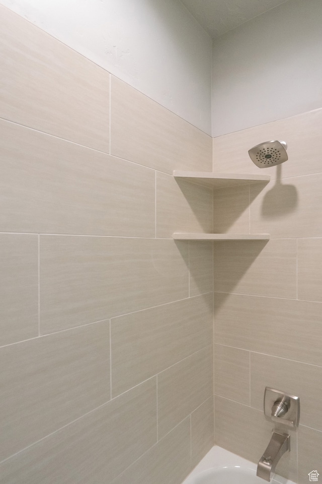 278 N 2020 W, Hurricane, UT 84737 - bathroom featuring tiled shower / bath combo