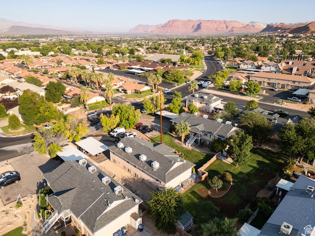 bird's eye view featuring a mountain view