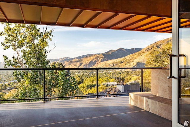 3809 E Thousand Oaks Cir, Salt Lake City, UT 84124 - view of patio with a mountain view