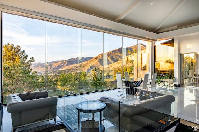 3809 E Thousand Oaks Cir, Salt Lake City, UT 84124 - sunroom featuring a mountain view