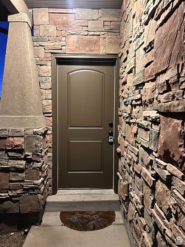 view of property entrance