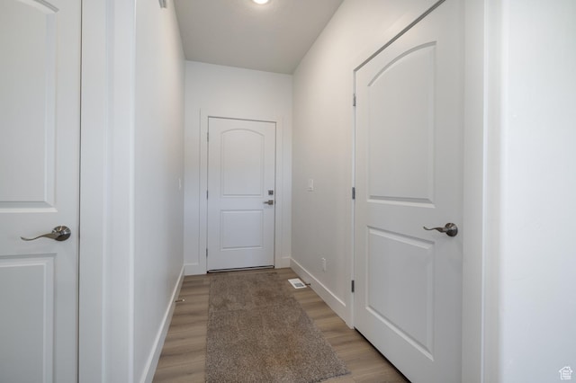 462 E 1035 S, Roosevelt, UT 84066 - hallway featuring light hardwood / wood-style flooring