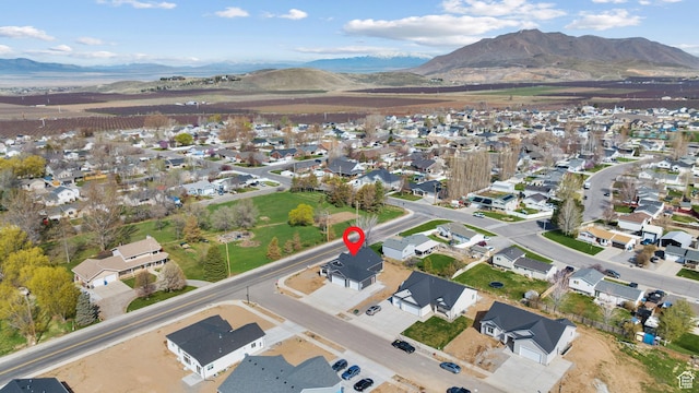 292 500 N, Santaquin, UT 84655 - birds eye view of property featuring a mountain view and a residential view
