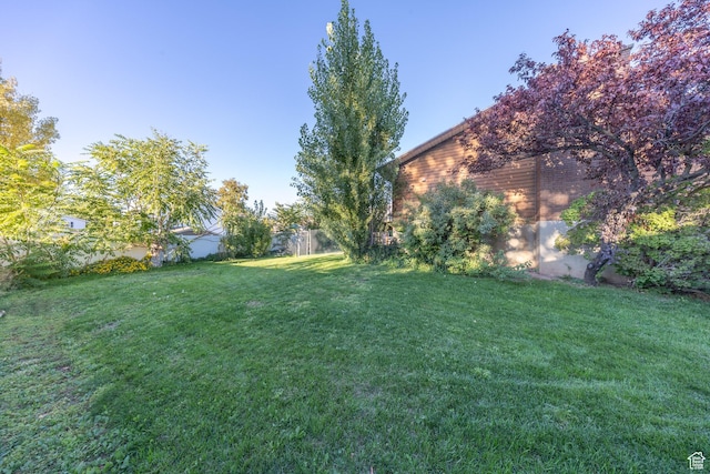 27 E Monticello Dr S, Kaysville, UT 84037 - view of yard featuring fence