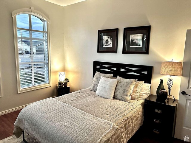 1350 E 600 S, Richfield, UT 84701 - bedroom featuring wood finished floors and baseboards