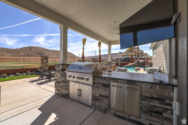 4971 S Cattail Way, Washington, UT 84780 - view of patio with fence and area for grilling