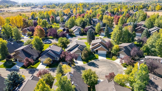 birds eye view of property featuring a residential view