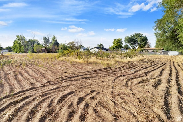 956 N 1000 W, Clinton, UT 84015