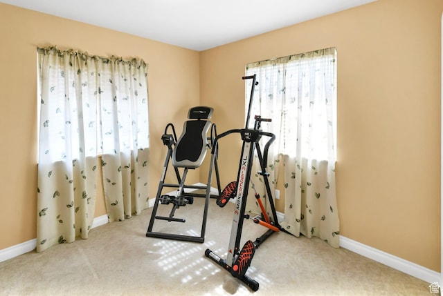 245 N 700 E, Richfield, UT 84701 - exercise room featuring baseboards and carpet floors