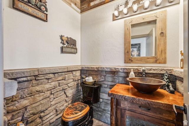 8938 N Canyon Wash Dr, Eagle Mountain, UT 84005 - bathroom with vanity and wainscoting