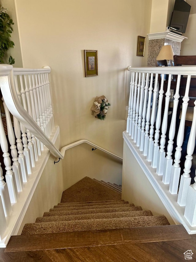 804 W Obsidian Dr S, St George, UT 84770 - view of staircase