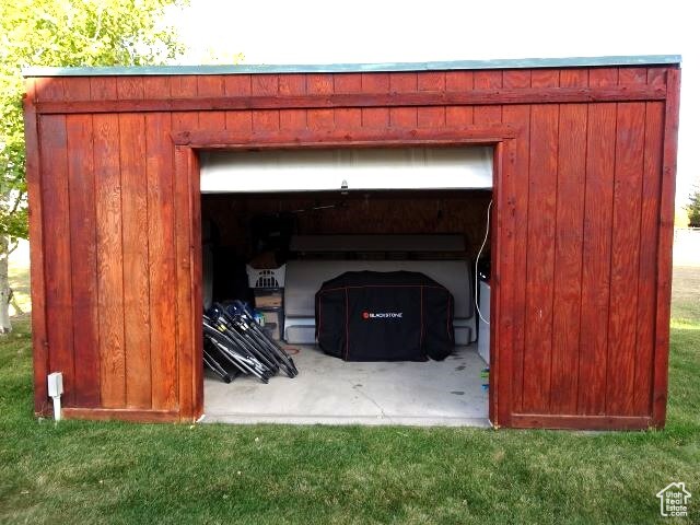 4040 Dingle Rd, Dingle, ID 83233 - photo 27