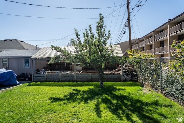 view of yard with fence