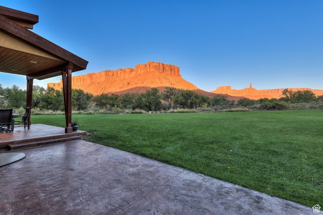 425 Amber Ln, Castle Valley, UT 84532 - mountain view